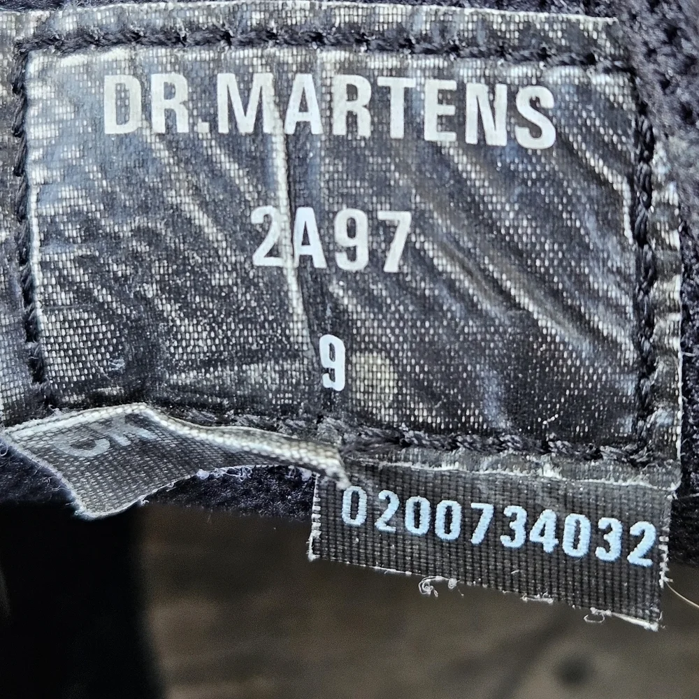 Dr. Martens Made in England Boots Oxford Shoes Black Leather 90s Vintage Mens 9